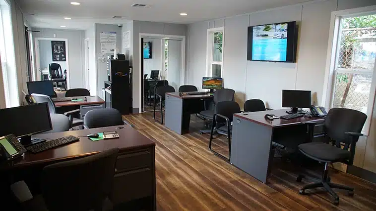 Commercial and Retail Container