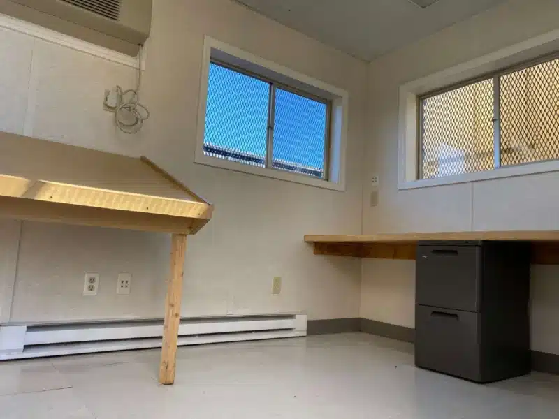 Office Container OC 8' x 10' - Interior