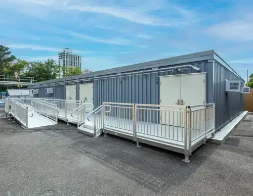 New York Aquarium Container