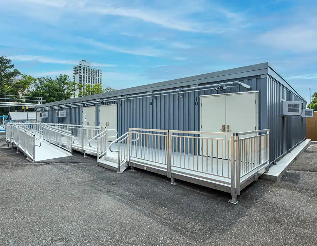 New York Aquarium Container