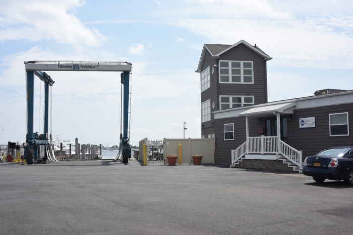 Renting modular building