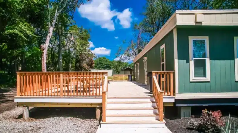 Cassone Signature Series Trailers TO 12' x 48' Town of Islip Porch